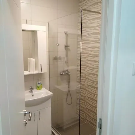 Domenica Apartment *